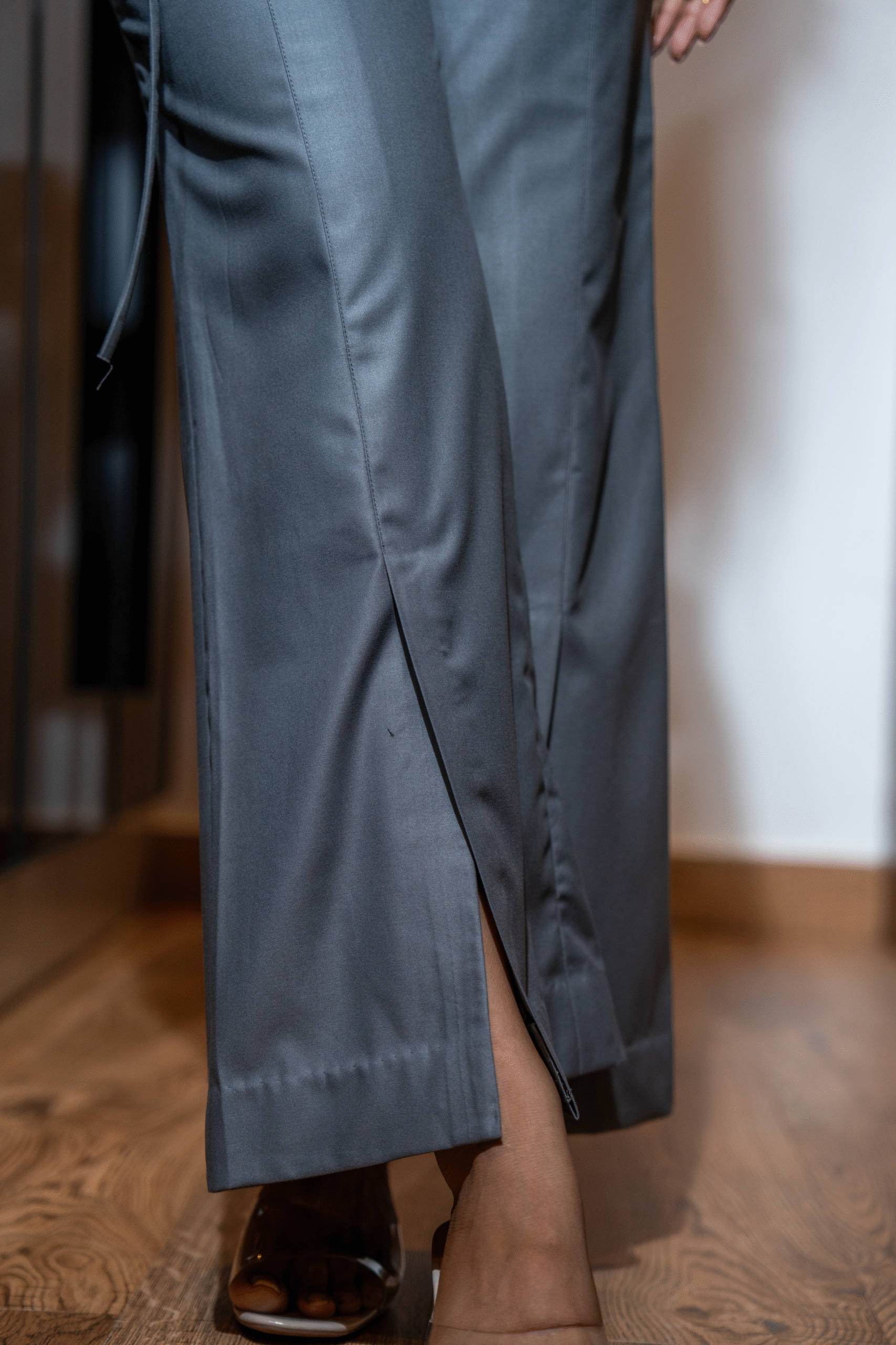 Tailored Split-Hem Trousers - Image 3