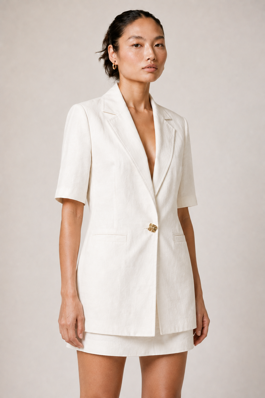 Linen Short-Sleeve Blazer - Image 5